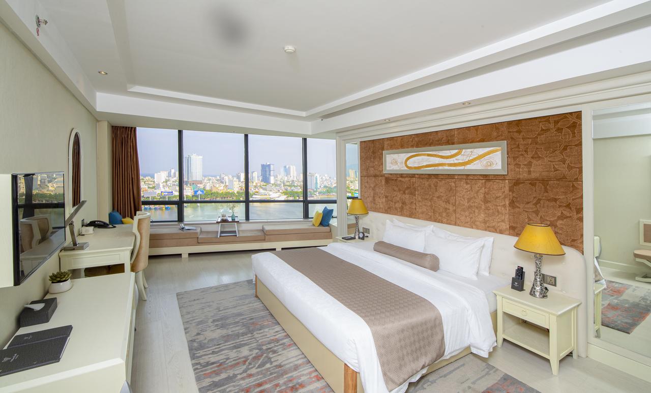 BRILLIANT HOTEL  3