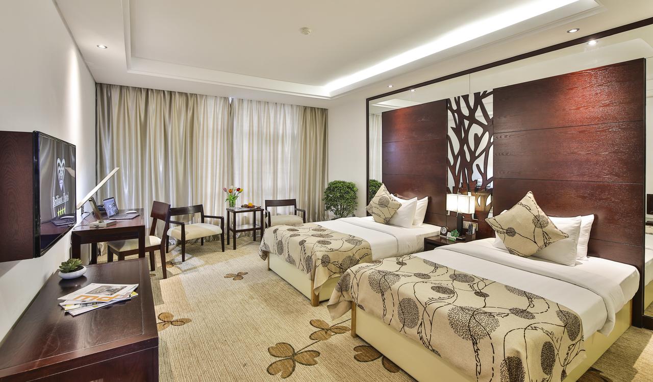 BRILLIANT HOTEL  5