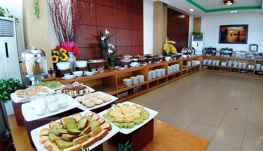 GREEN HOTEL  4