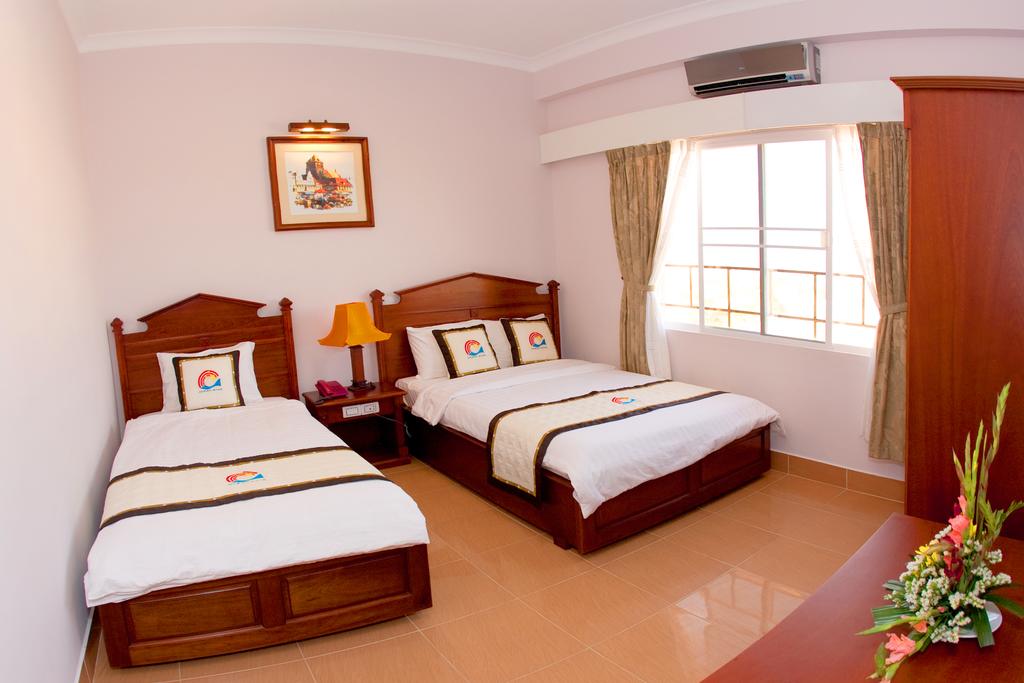 OCEAN STAR HOTEL