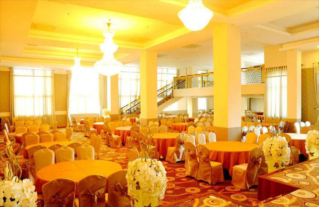 THE COAST HOTEL 5