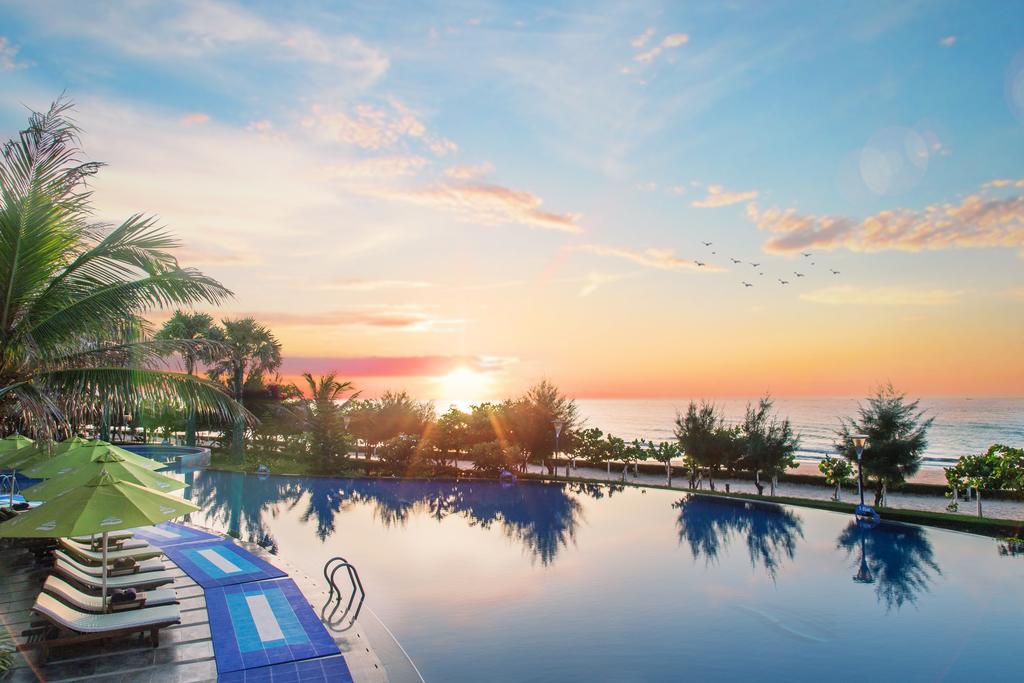 CARMELINA BEACH RESORT 3