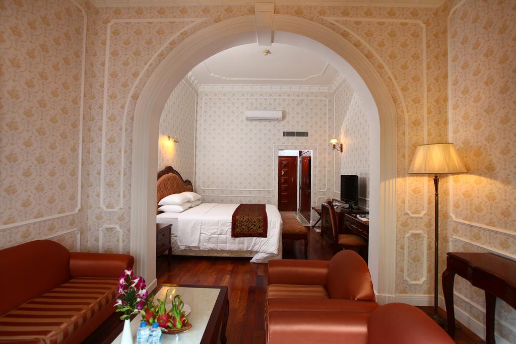 CONTINENTAL SAIGON 8