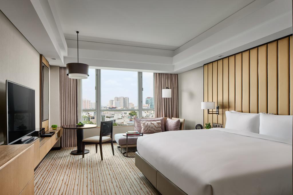 NEW WORLD SAIGON 4