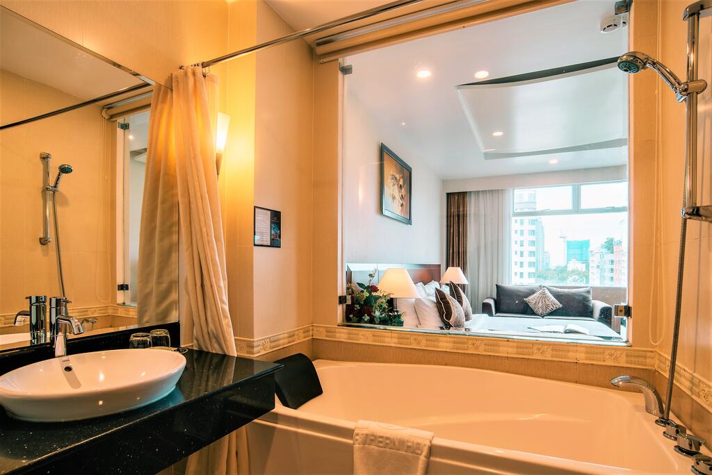 NORTHERN SAIGON HOTEL 9